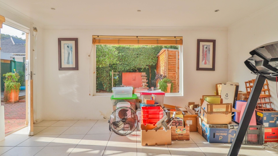 3 Bedroom Property for Sale in Pinelands Western Cape